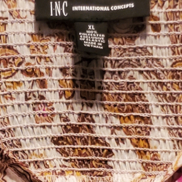 International Concepts (INC) Tie-Neck Long Sleeved Shirt - Picture 3 of 4